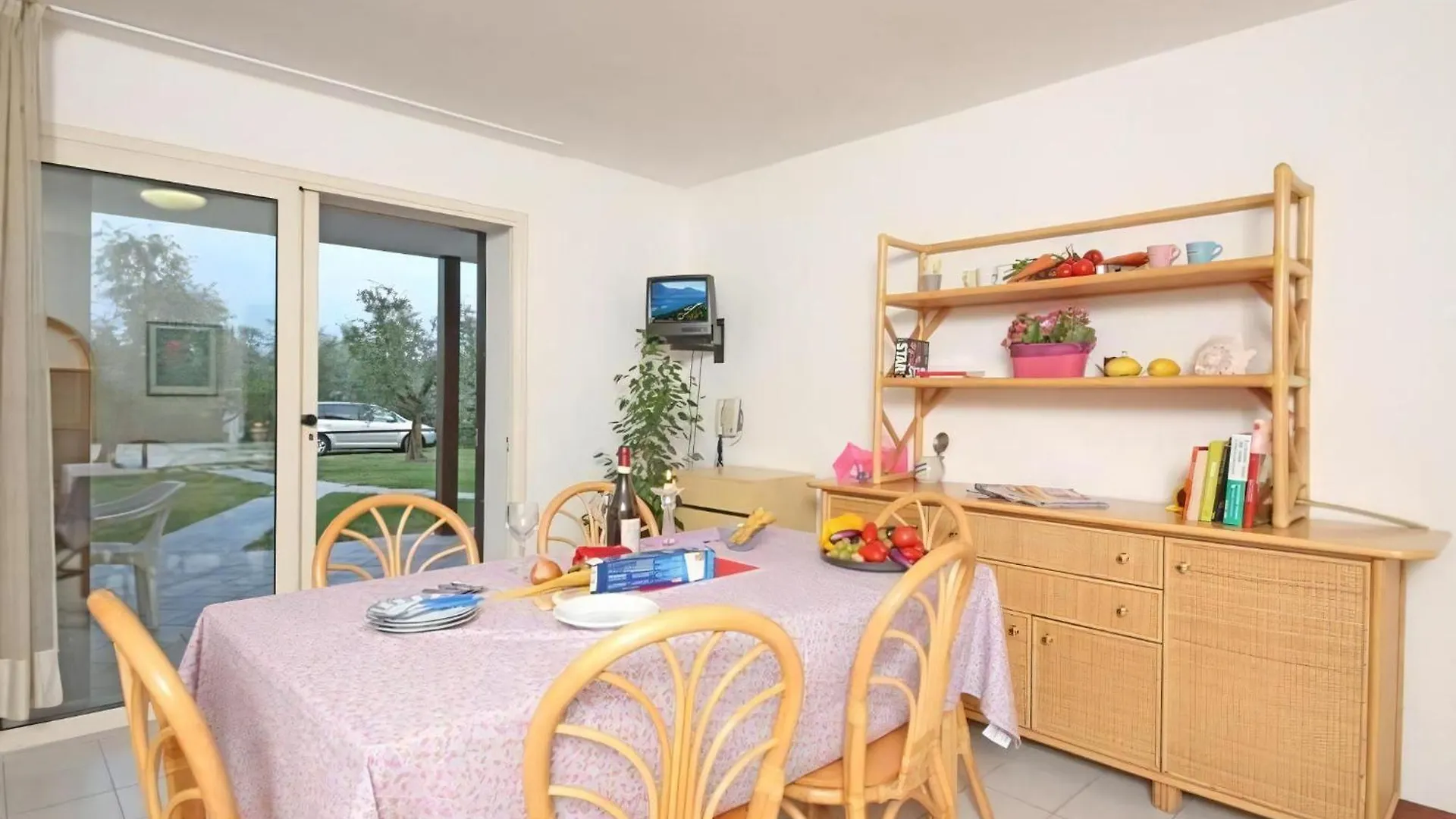 Dreizimmerwohnung In Villaggio Sanghen Manerba del Garda 0*,  Italia